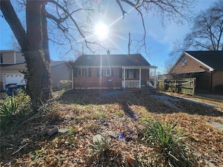 934 Murcia St, Saint Louis, MO 63138