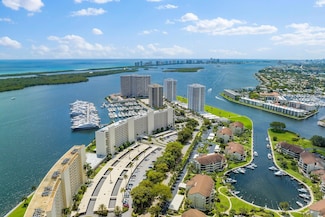 134 Lakeshore Dr Unit 316, North Palm Beach, FL 33408