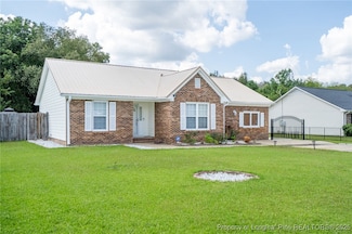 2140 Fargo Dr, Fayetteville, NC 28306