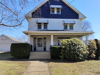522 Deemer Ave, Ellwood City, PA 16117