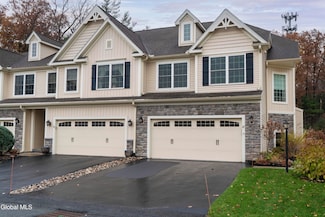 27 Hillman Loop, Round Lake, NY 12151