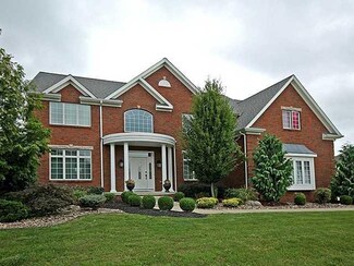9679 Rosecroft Dr, Clarence Center, NY 14032