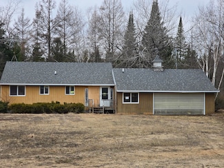 5915 Chickasaw Trail, Frederic, MI 49733