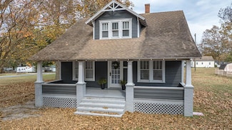 24085 Bennett St, Parksley, VA 23421