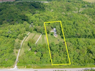 412 E Johnson St, Pocahontas, IL 62275