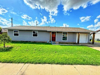 714 E 2nd Ave, Spearman, TX 79081