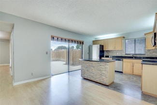 4091 Palm Bay Cir Unit D, West Palm Beach, FL 33406