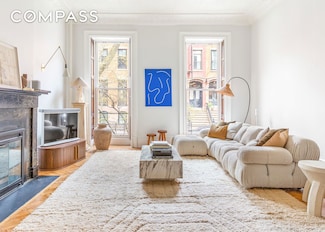 176 Warren St Unit TH, Brooklyn, NY 11201