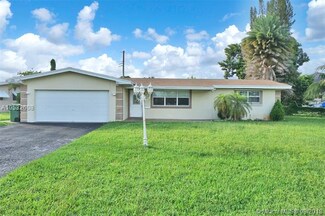 8431 NW 11th Ct, Pembroke Pines, FL 33024