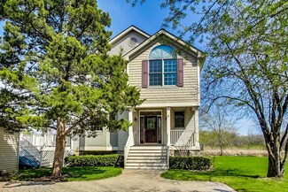 36741 N Iola Ave, Ingleside, IL 60041