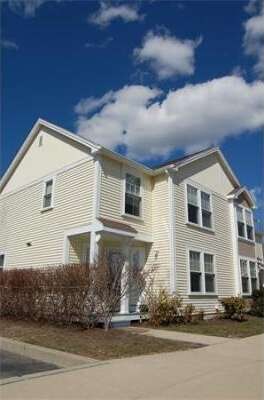 42C Crescent St, West Newton, MA 02465