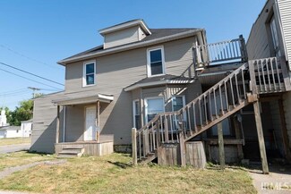124 S Merrifield Ave, Mishawaka, IN 46544