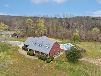 154 Barnesville Rd, Summertown, TN 38483