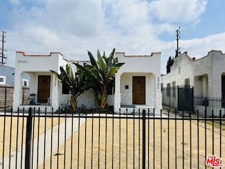 5724 S Manhattan Place, Los Angeles, CA 90062