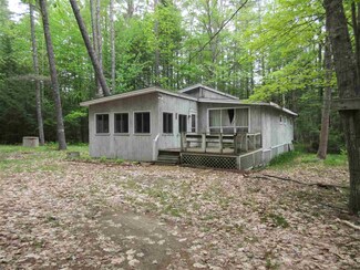 313 Middle Rd, Center Tuftonboro, NH 03816