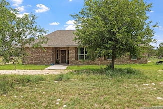 143 Michael Dr, Harper, TX 78631