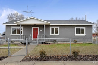 926 4th Ave W, Twin Falls, ID 83301