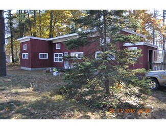 112 Main St, Townsend, MA 01469