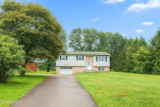 85 Hill St, Benton, PA 17814