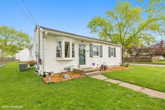 647 Wallgate Ave, Waterloo, IA 50701