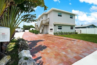305 Cypress Dr Unit 1,2,3,4,5, West Palm Beach, FL 33403