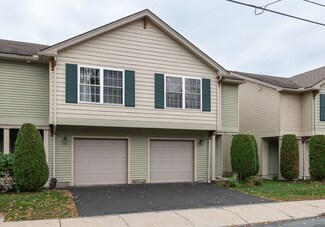 18 Maine Ave, Easthampton, MA 01027