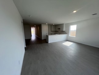 25649 Rose Creek Dr, Cleveland, TX 77328