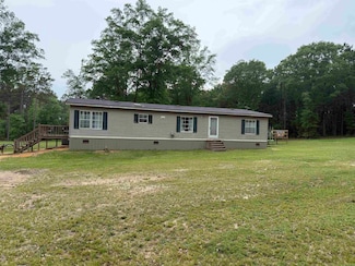 300 Sand Hill Rd, Nashville, AR 71852