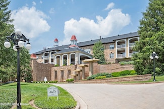 5701 Coach Gate Wynde Unit 57, Louisville, KY 40207