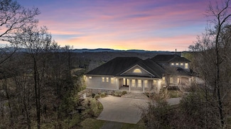 389 Roy Hays Way, Kodak, TN 37764