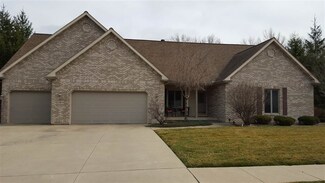 1512 N Lakeshore Dr, Marion, IN 46952