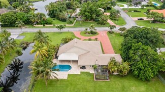 11965 SW 15th Ct, Davie, FL 33325