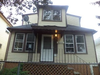 6052 S 74th Ct, Summit Argo, IL 60501