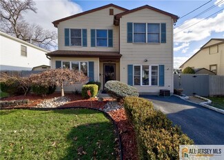 10 Chase Ave, Avenel, NJ 07001