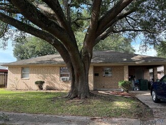 809 Old Natalie Dr, Houma, LA 70364