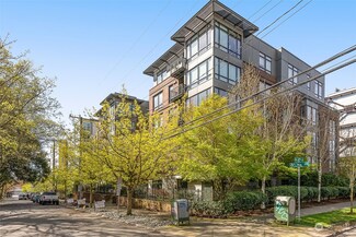 4547 8th Ave NE Unit 409, Seattle, WA 98105