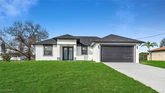 907 Chaplin Ave, Lehigh Acres, FL 33971