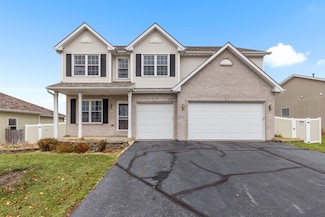 8507 Crooked Bend Rd, Machesney Park, IL 61115