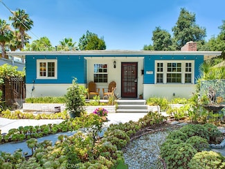 1701 N Summit Ave, Pasadena, CA 91103