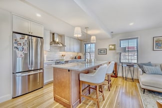 5 Rice St Unit 3, Dorchester, MA 02122