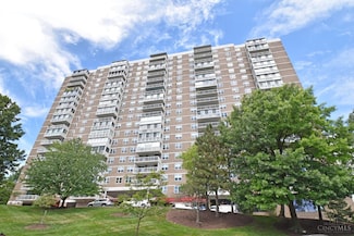 2444 Madison Rd, Cincinnati, OH 45208