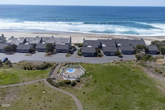 4175 N Hwy 101 Unit L-3, Depoe Bay, OR 97388
