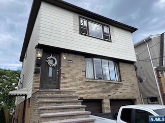 46 Schuyler Ave, Kearny, NJ 07032