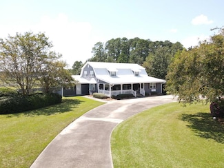 725 Evergreen Rd, Fitzgerald, GA 31750