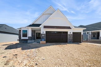 1685 Royal Blvd N, Lake Elmo, MN 55042