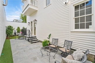 8027 Saint Charles Ave, New Orleans, LA 70118