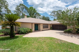 31 Pennsylvania Ln, Palm Coast, FL 32164