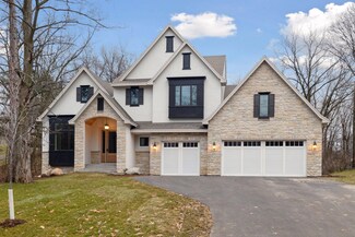19635 Vine St, Excelsior, MN 55331
