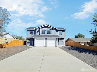 410 E 4th St, Warden, WA 98857
