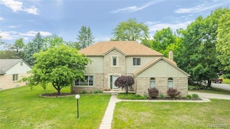 8924 Woods Edge Dr, Commerce Township, MI 48382